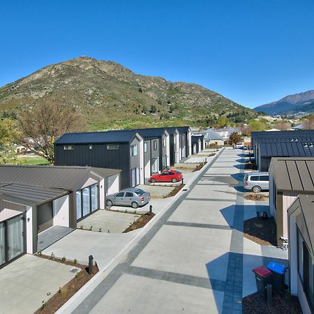 Cherry Blossom Holiday Apartment Κουίνσταουν Εξωτερικό φωτογραφία