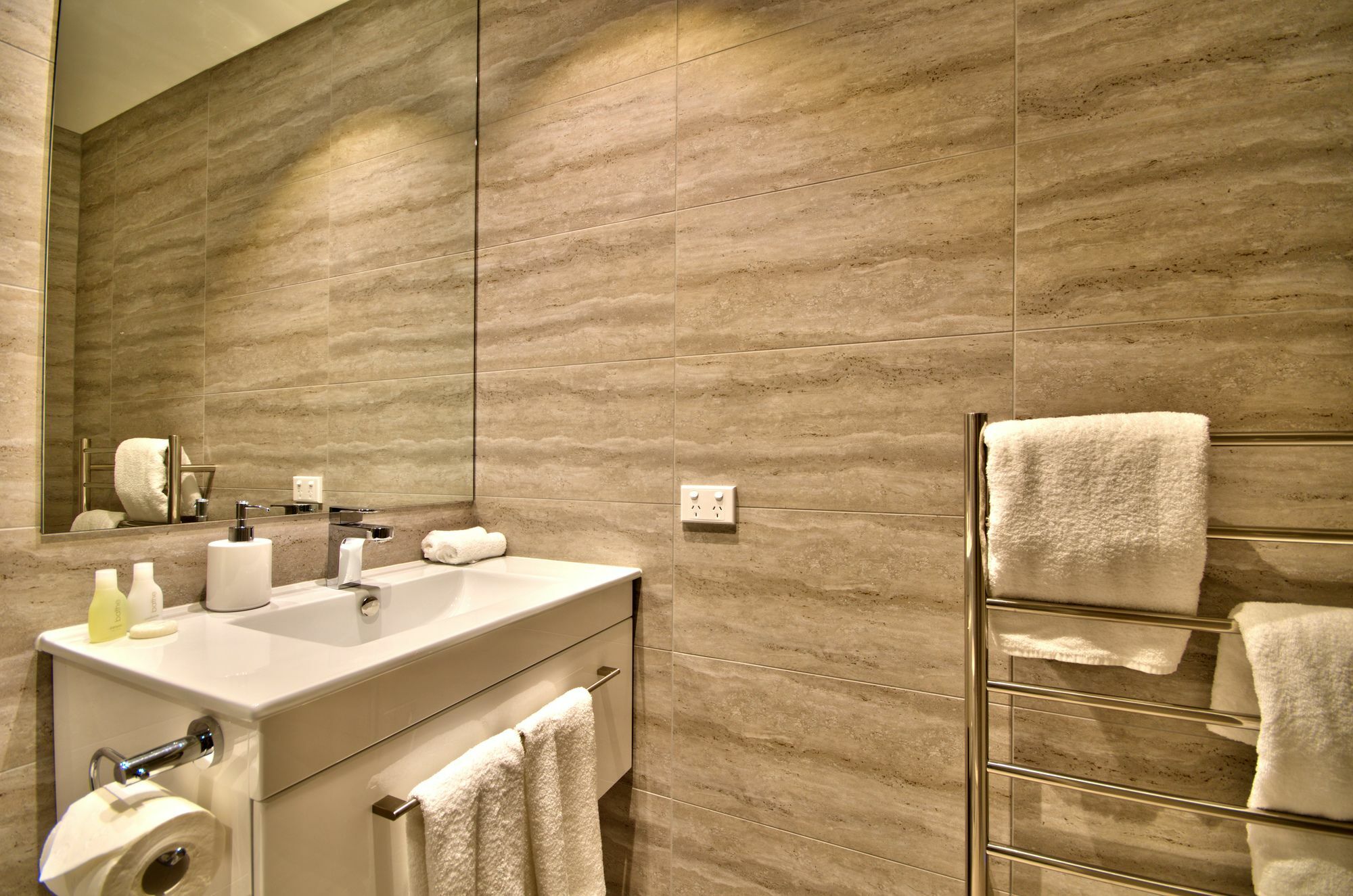 Cherry Blossom Holiday Apartment Κουίνσταουν Εξωτερικό φωτογραφία